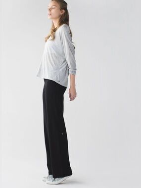 Lululemon Relaxed Fit Pant Wide Leg Mid Rise Drawstring Waist 8-10